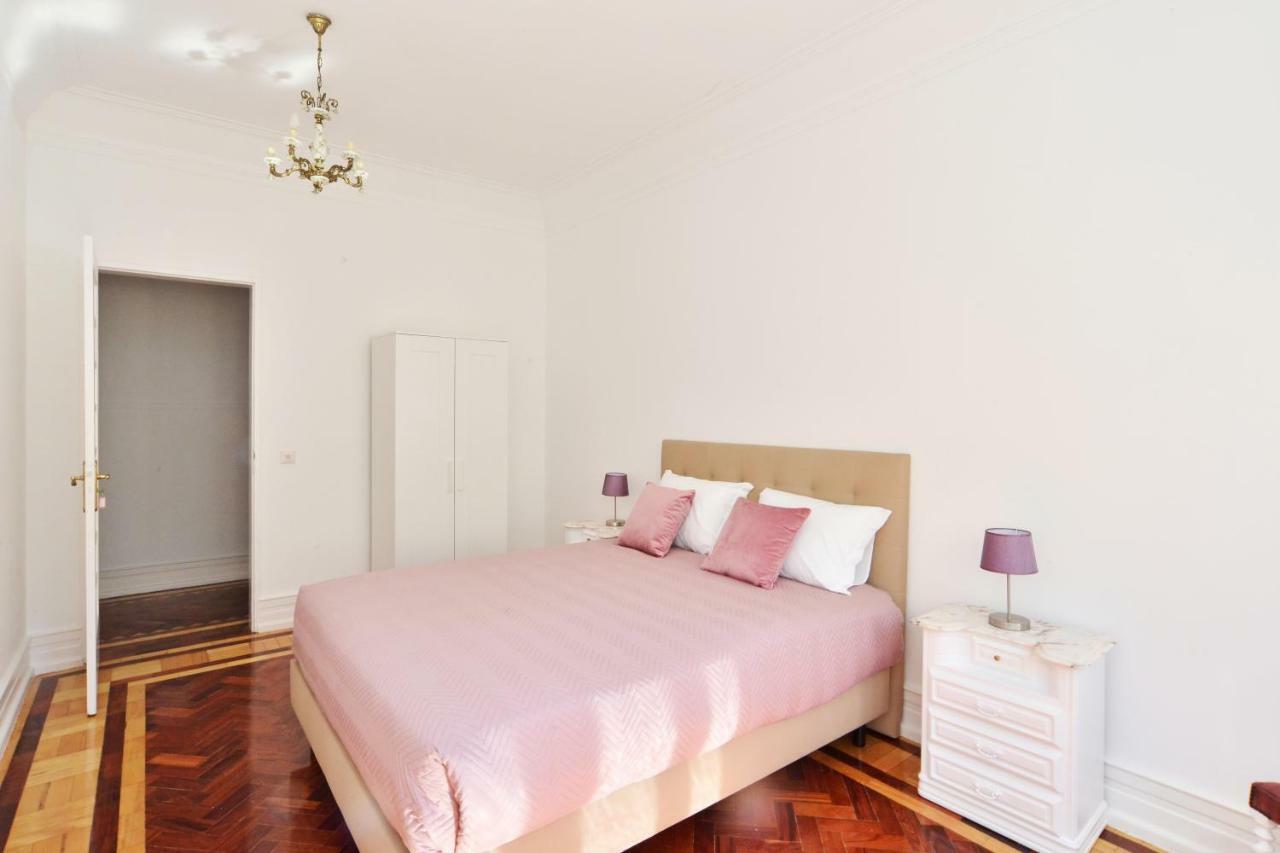Guest House Avenida Lisbon Exterior photo