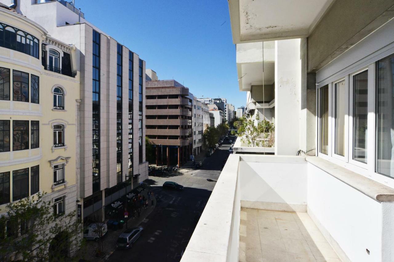 Guest House Avenida Lisbon Exterior photo